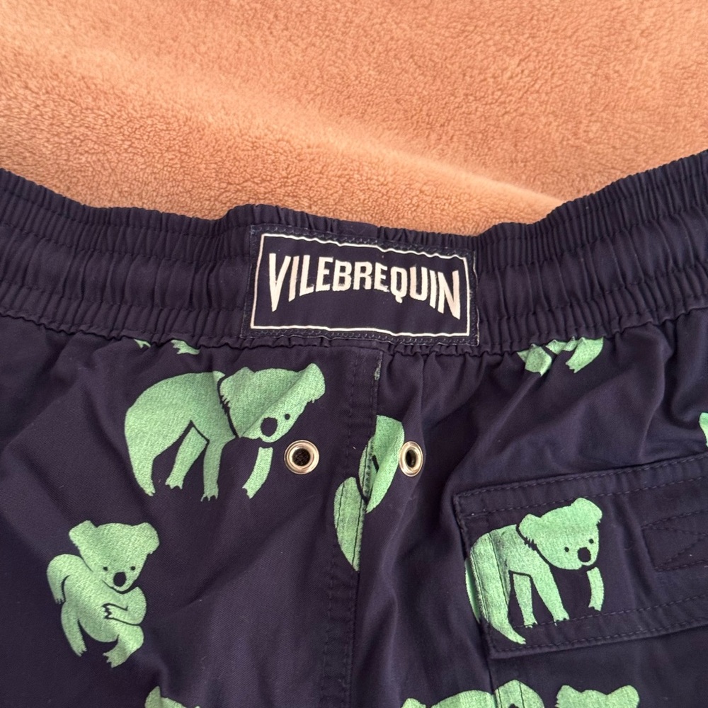 Vilebrequin Dark Blue Shorts with Light Green Koala Design - Picture 3 of 4